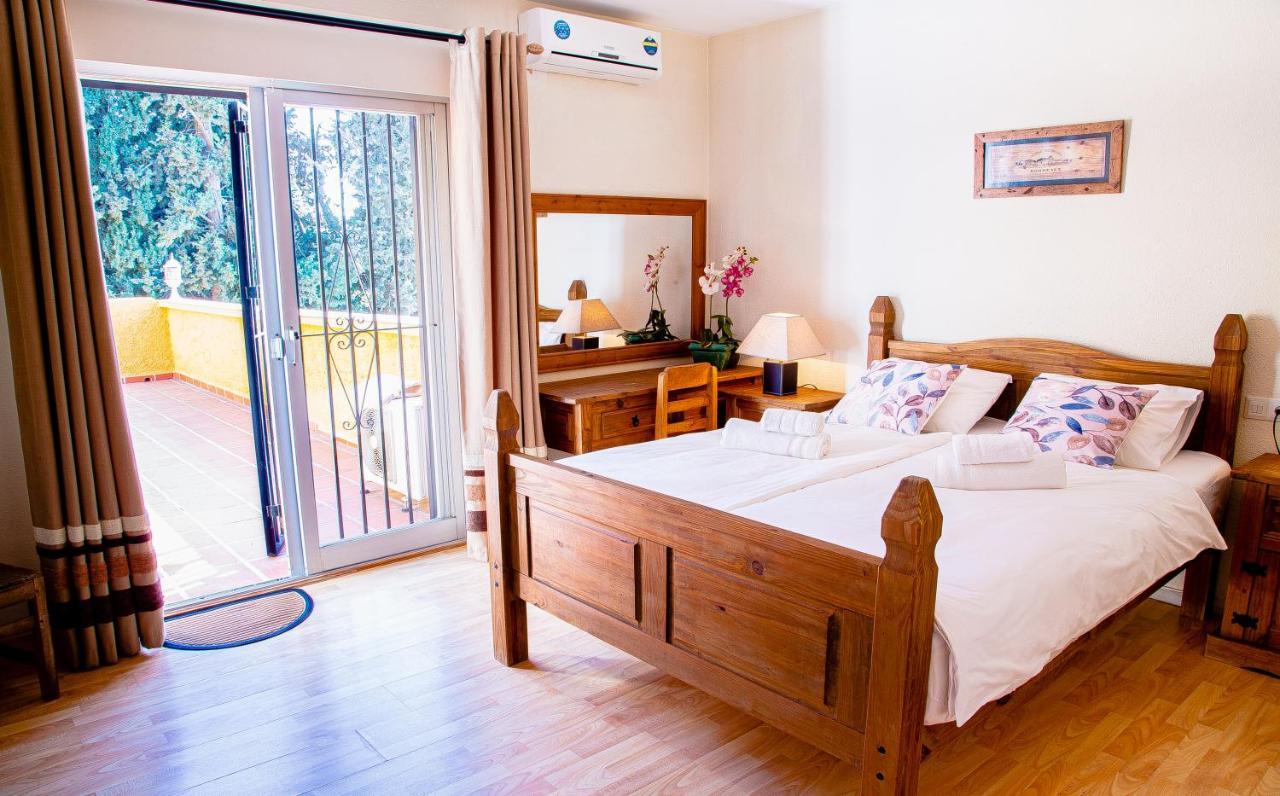 Villa Maria In El Rosario - Mit Sicht Auf Gibralta 마르베야 외부 사진