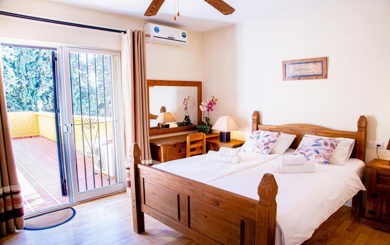 Villa Maria In El Rosario - Mit Sicht Auf Gibralta 마르베야 외부 사진